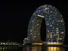 -湖州太湖旅游度假区-月亮广场