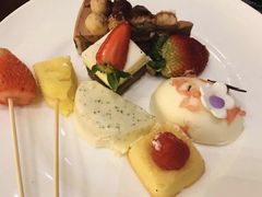 -东西风牛排馆周末烧烤自助(首都机场希尔顿店)