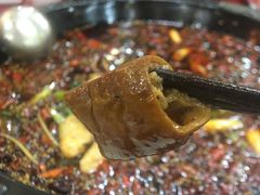 -烧哥美蛙肥肠鱼火锅·十五年社区店