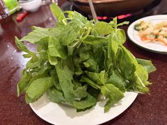 -朝伟清真铜瓢牛肉馆(三十年老·店)