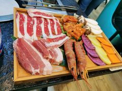 -烤路里·韩国品质自助烤肉(石路天虹4号店)