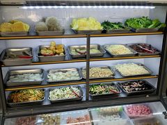 自助取餐区-小V家秘制火锅鸡(苹果园东路店)