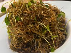 酸辣香椿戏树花-阿斯牛牛·凉山菜(新会展店)