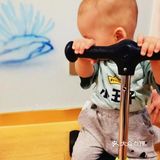 婴儿的健康成长，游泳来伴！