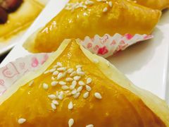 -新大咀港式茶餐厅(宝山万达店)