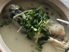 -天乐农家鱼头王(天目湖店)