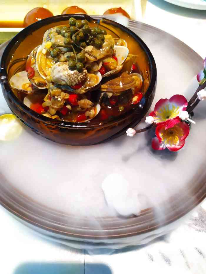 佬麻雀·至美湘味(白云汇店)-"点了一桌子菜,感觉都棒棒哒～菜品也