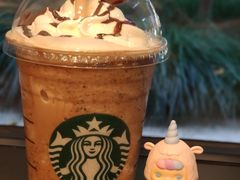 可可摩卡碎片星冰乐-星巴克(上海虹桥新天地二店)