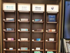 -LensCrafters亮视点(东方新天地店)