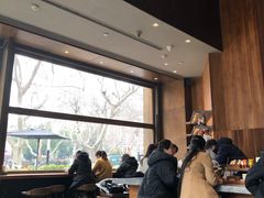 -星巴克臻选(南京艾尚天地店)