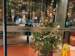 -WOLFGANG PUCK KITCHEN & BAR(迪士尼小镇店)