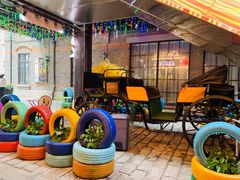 -川渝窈妹纸包鱼·齐齐哈尔烤肉