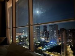 -大连星海皇冠假日酒店
