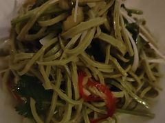 葱香甘泉豆腐丝-鸽子侯·家宴·平价海鲜(市图书馆店)