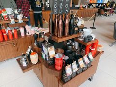 零售区-星巴克臻选(江门汇悦大融城店)