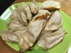 -锅贴王小吃(南大街店)