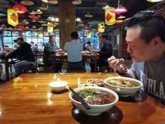 -艳阳天民俗村(公园路店)