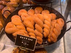 -巴黎贝甜(常德路店)