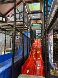 -动力星球家庭亲子游乐中心