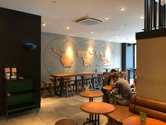 用餐区-星巴克臻选(苏州汇豪店)
