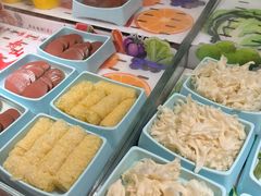 -四囍码头海鲜烧烤自助火锅(外滩南京东路悦荟广场店)