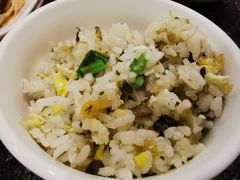 酸菜蛋炒饭-湘肠香火锅店(团结湖店)