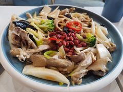 新疆椒麻鸡-董小西的凉皮和椒麻鸡(三元桥店)
