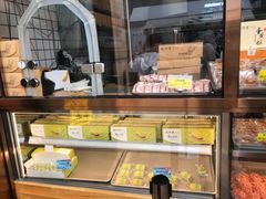 面包甜点陈列柜-鲍师傅糕点(观前街店)