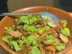 -一朵菌·野生菌探索家火锅(南亚店)