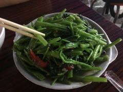 -兴记菜馆