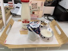 -红星前进面包牛奶公司(五道口购物中心店)