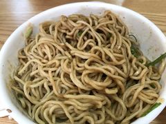 -三身人金新肠粉(丹霞店)