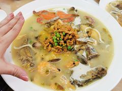 海底捞全家福-面道赞宁海海鲜面(迎凤街店)