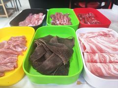 -羊家胡同·龙虾烧烤火锅(龙汇路店)