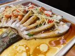 清蒸武昌鱼-莲餐厅·湖北菜·藕汤是头牌(愚园路店)