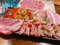 猪肉冠军组合-·缸桶屋·韩式牛肋条自助烤肉(西湖D11店)