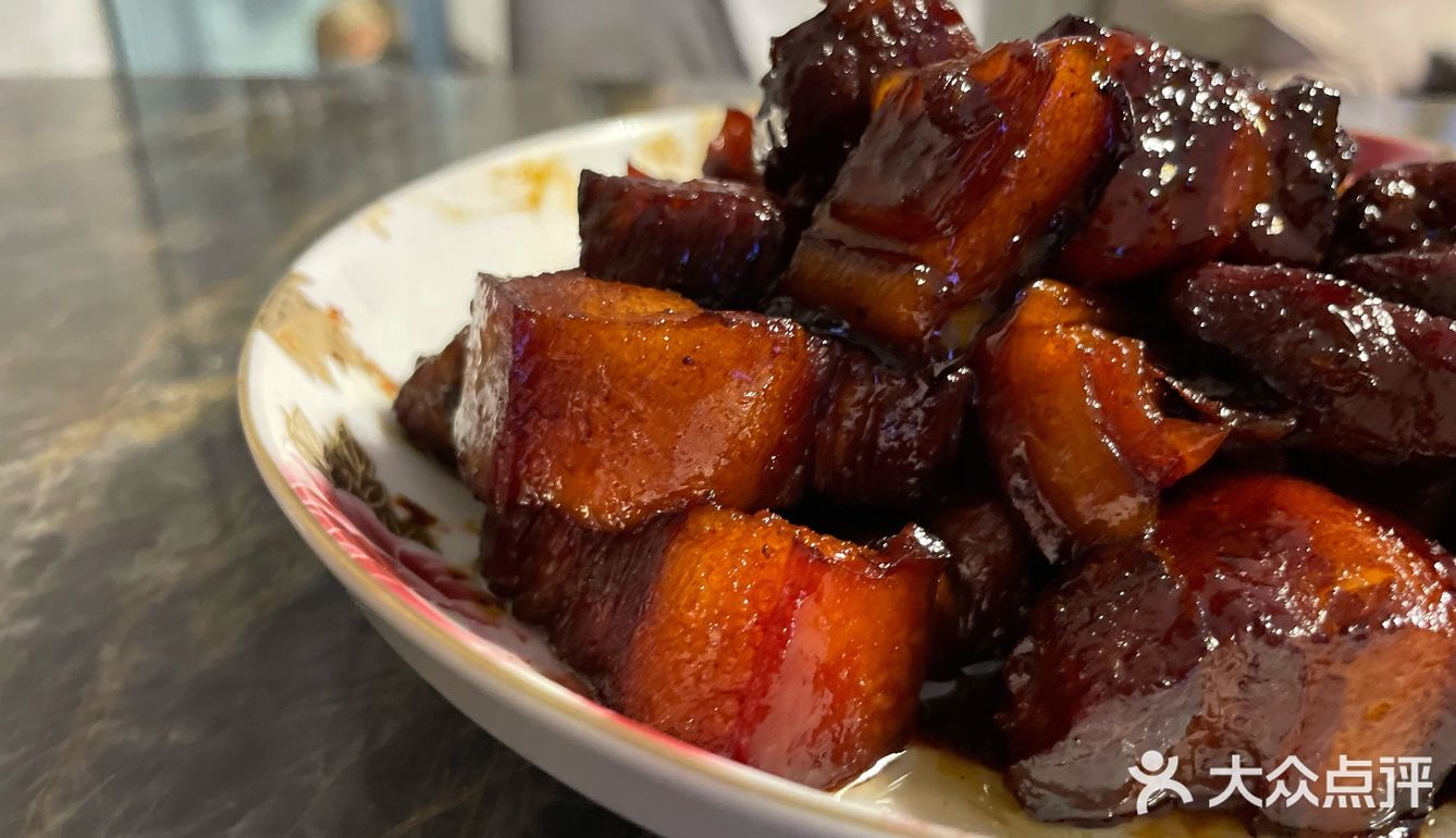 今天给媳妇儿做五花肉