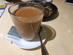 热奶茶-来龙里 精致 东南亚餐室(万象城店)