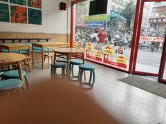 -塔斯汀中国汉堡(横岗志健广场店)