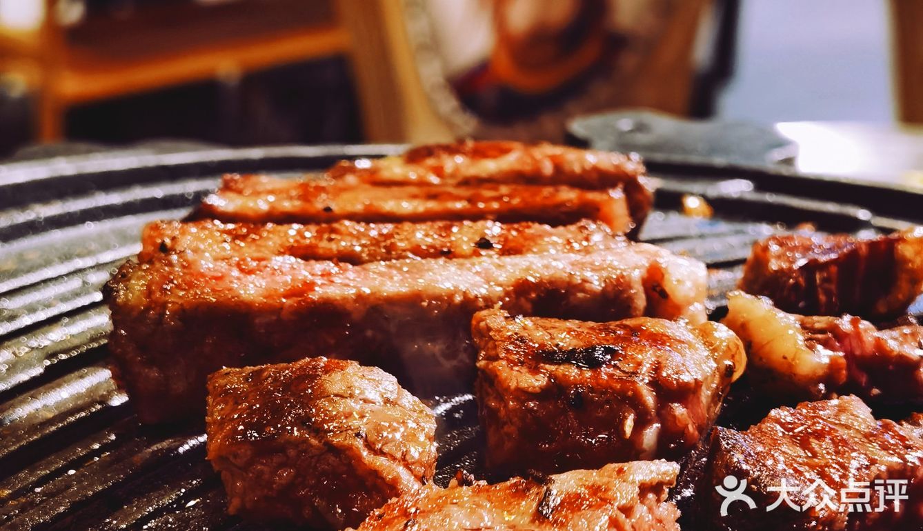 来一盘干式熟成肉眼 