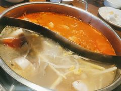 酸汤鱼火锅-阿婉贵州苗家酸汤鱼(梅林店)