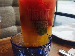 -必胜客(WOW中央公园店)