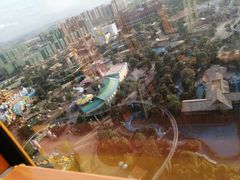 -七彩云南欢乐世界