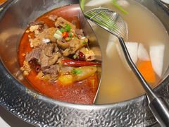 鲜牛杂鸳鸯锅-左庭右院鲜牛肉火锅(新梅广场店)