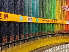 -m豆巧克力世界(上海世茂广场店)