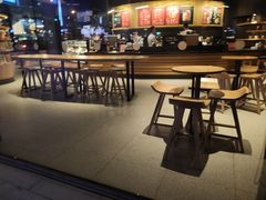 -星巴克(上海虹桥新天地二店)