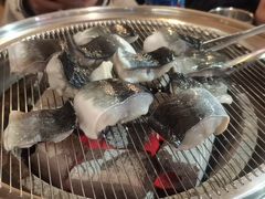-围炉肉舍•炭烤活鳗•丹东海鲜烤肉(步行街店)