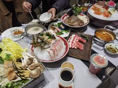 -红鼎豆捞·非遗鲍皇汤火锅(宝丰路店)