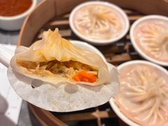-莱莱小笼·乔艾