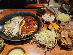 -周小明火锅(黑金冠社区店)